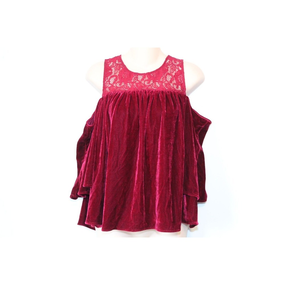 ✨2/$20 NWT Miss Me Cold Shoulder Crushed Velvet Lace Blouse Small Dark Romantic - Picture 2 of 11